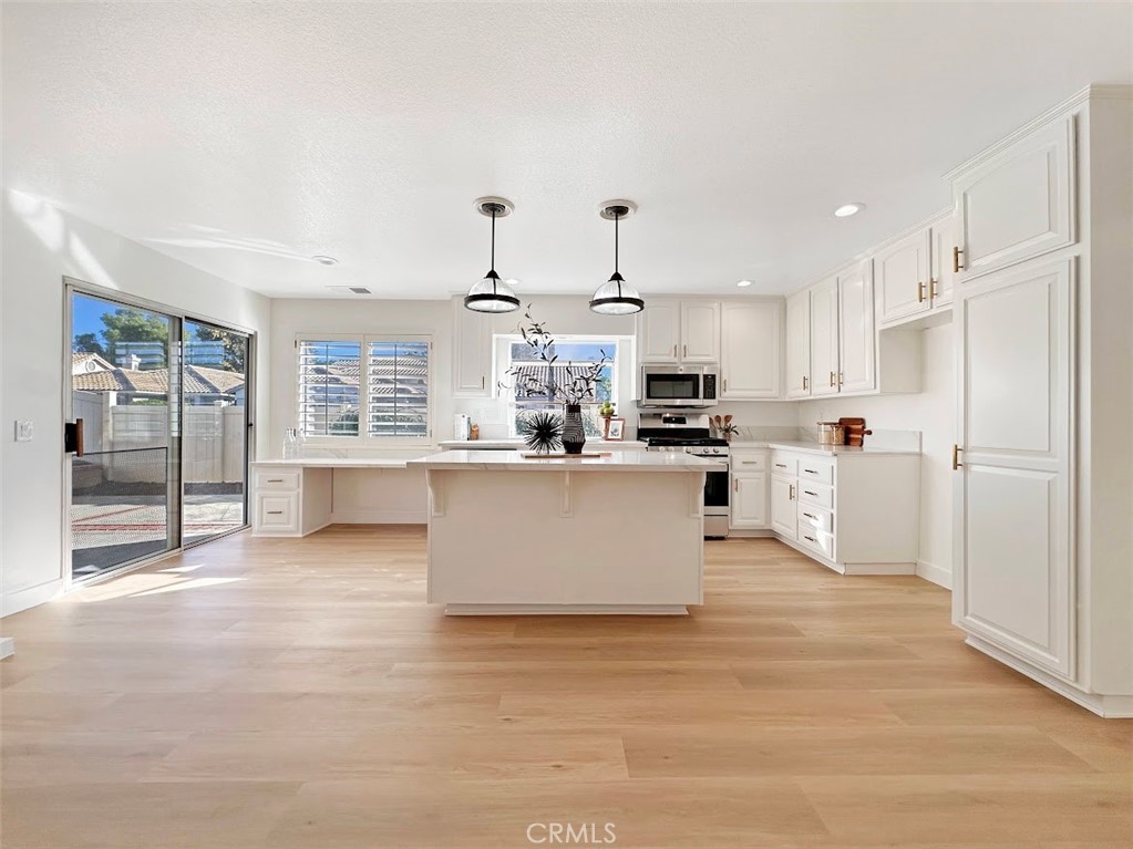 MLS #OC25270743 image #5