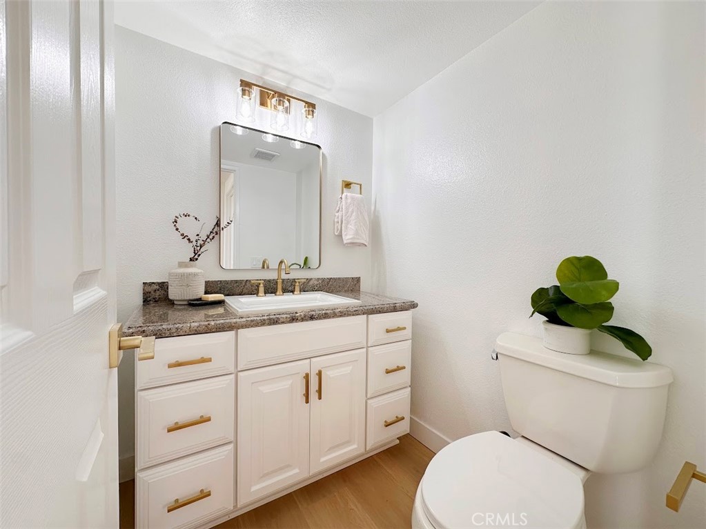 MLS #OC25270743 image #7