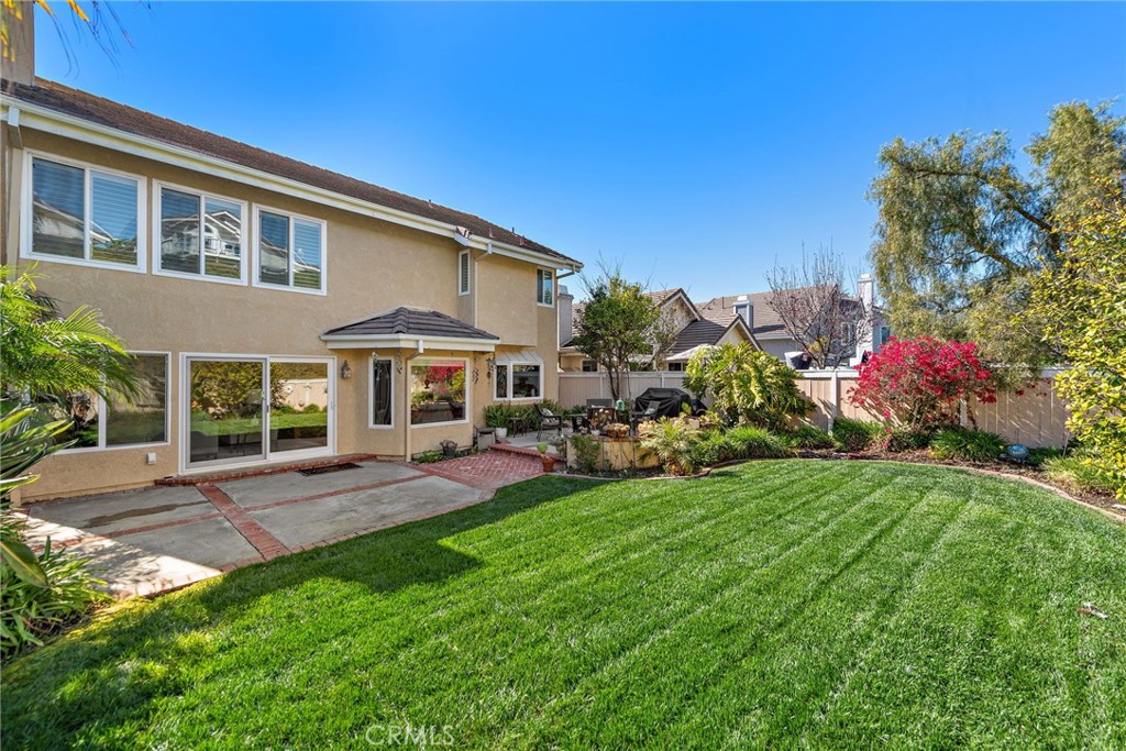 MLS #OC25270872 image #17