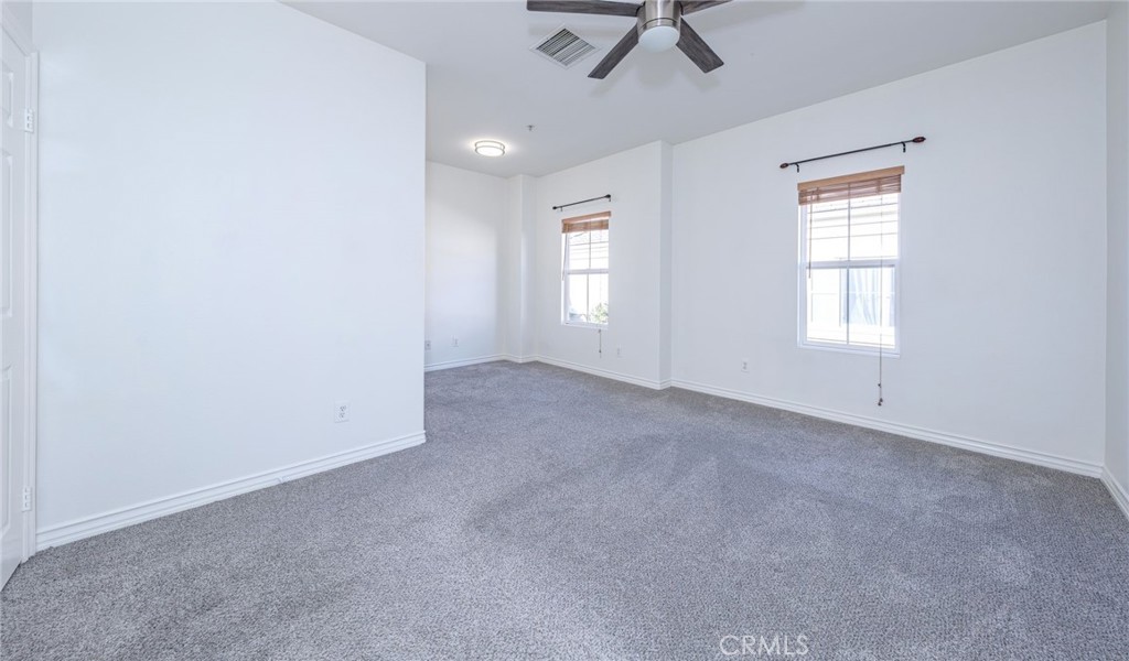 MLS #OC25270915 image #19