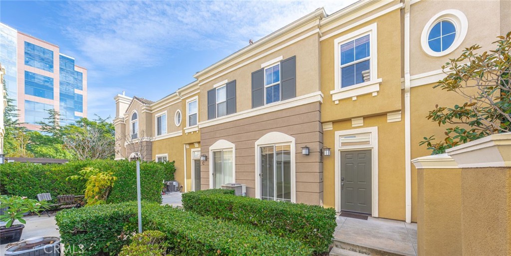 MLS #OC25270915 image #33