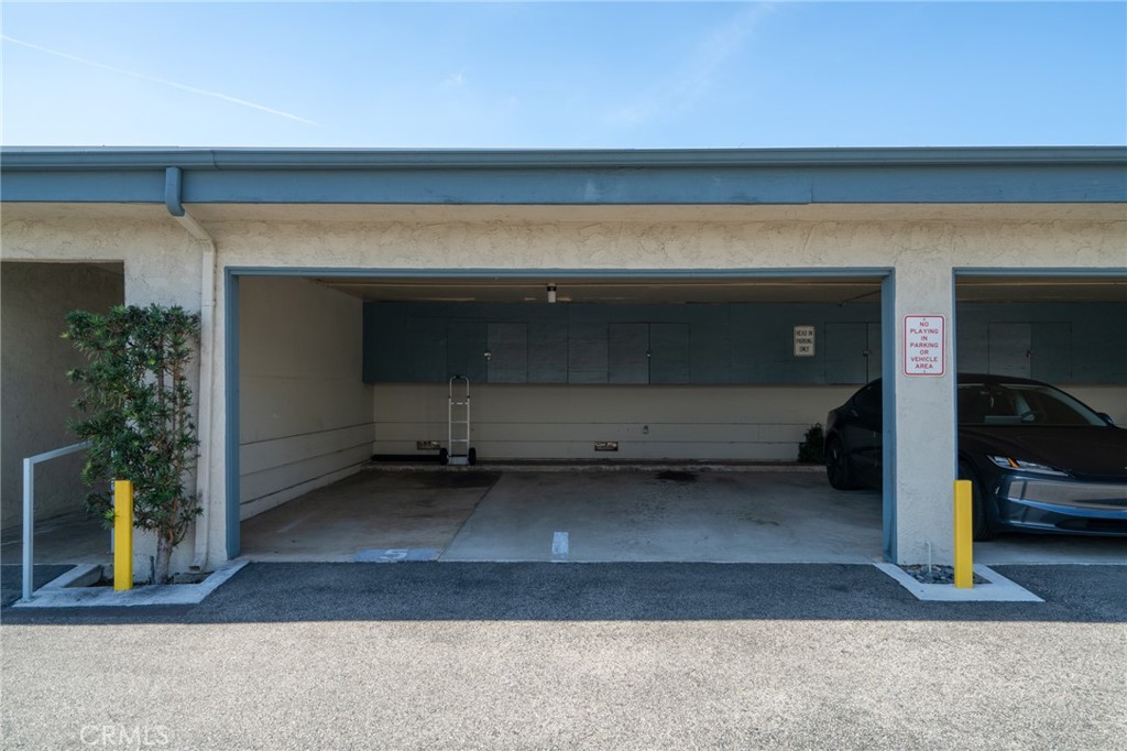 MLS #OC25270919 image #13