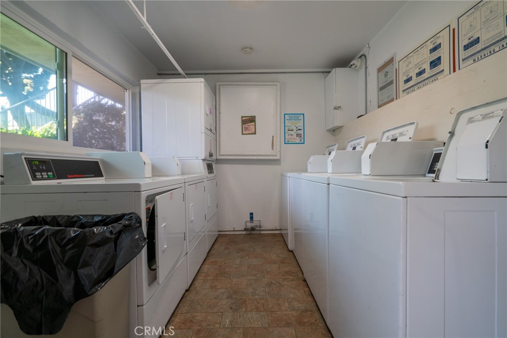 MLS #OC25270919 image #14