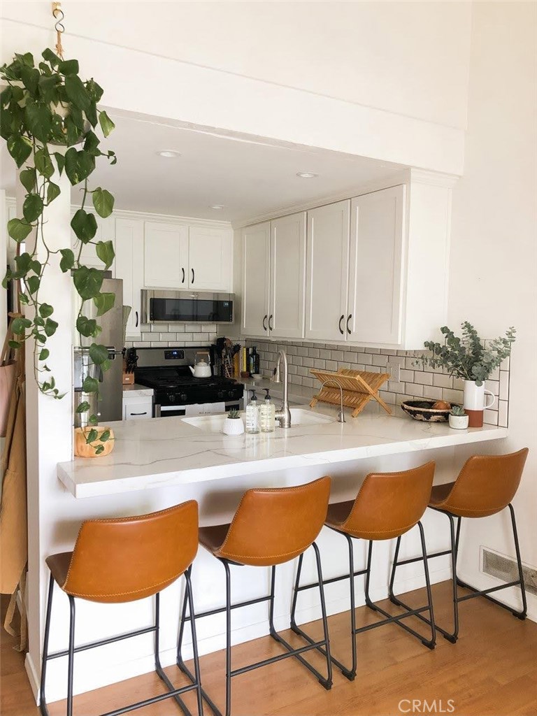 MLS #OC25270924 image #3