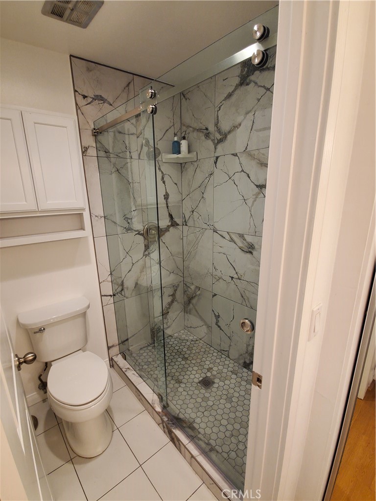 MLS #OC25270924 image #4