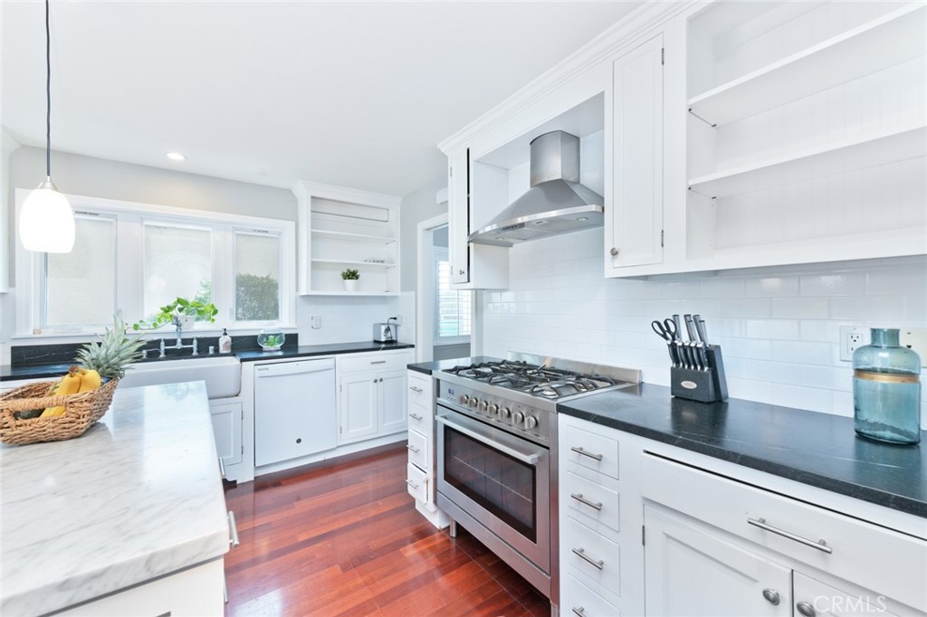 MLS #OC25270937 image #10