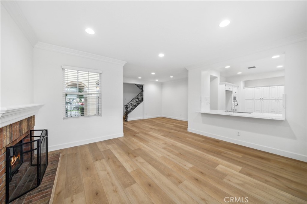 MLS #OC25270938 image #7