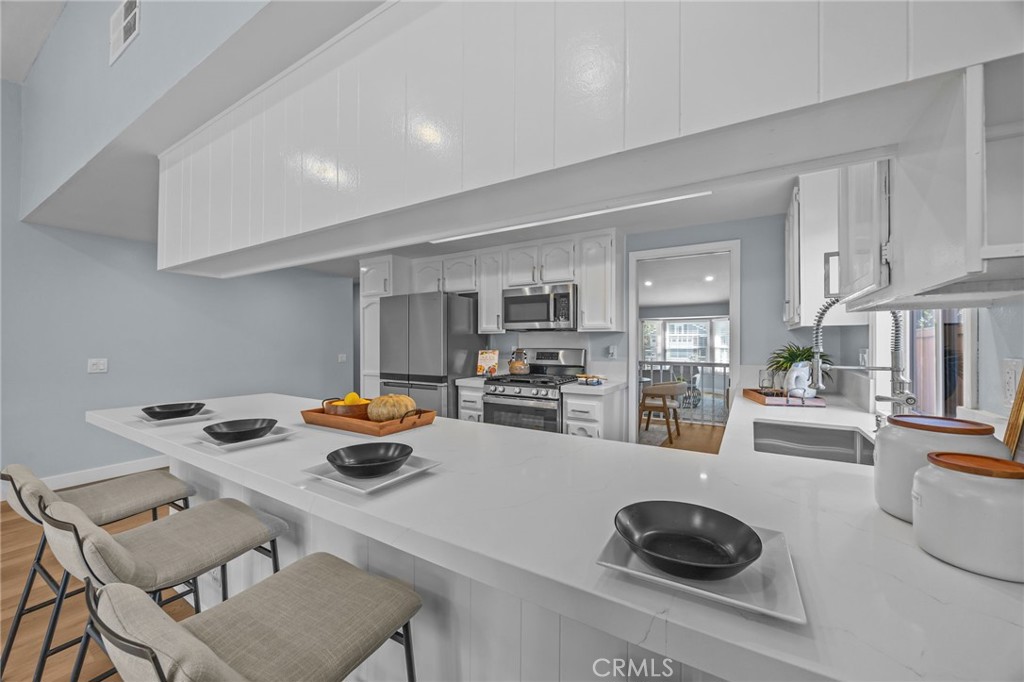 MLS #OC25270979 image #20