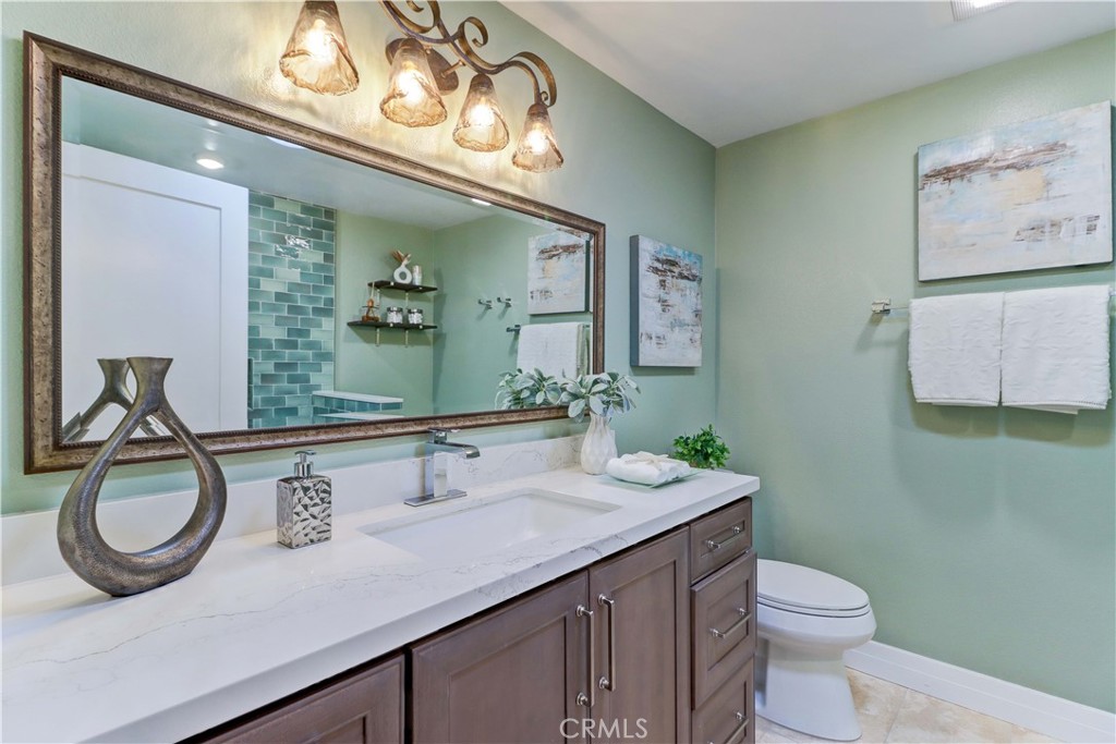 MLS #OC25270991 image #21