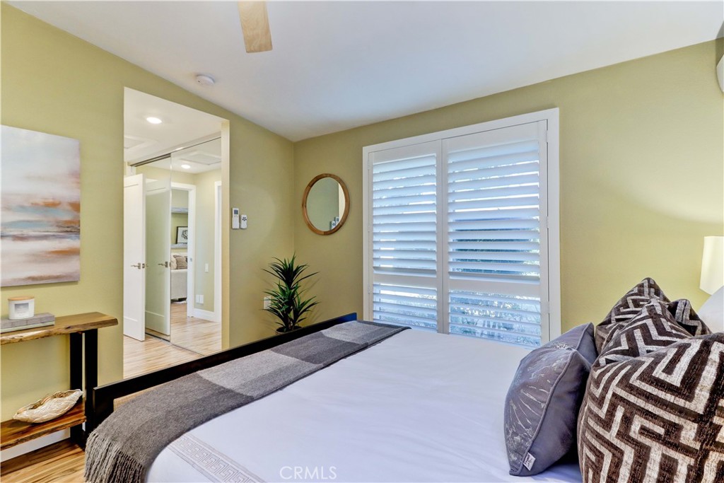 MLS #OC25270991 image #29