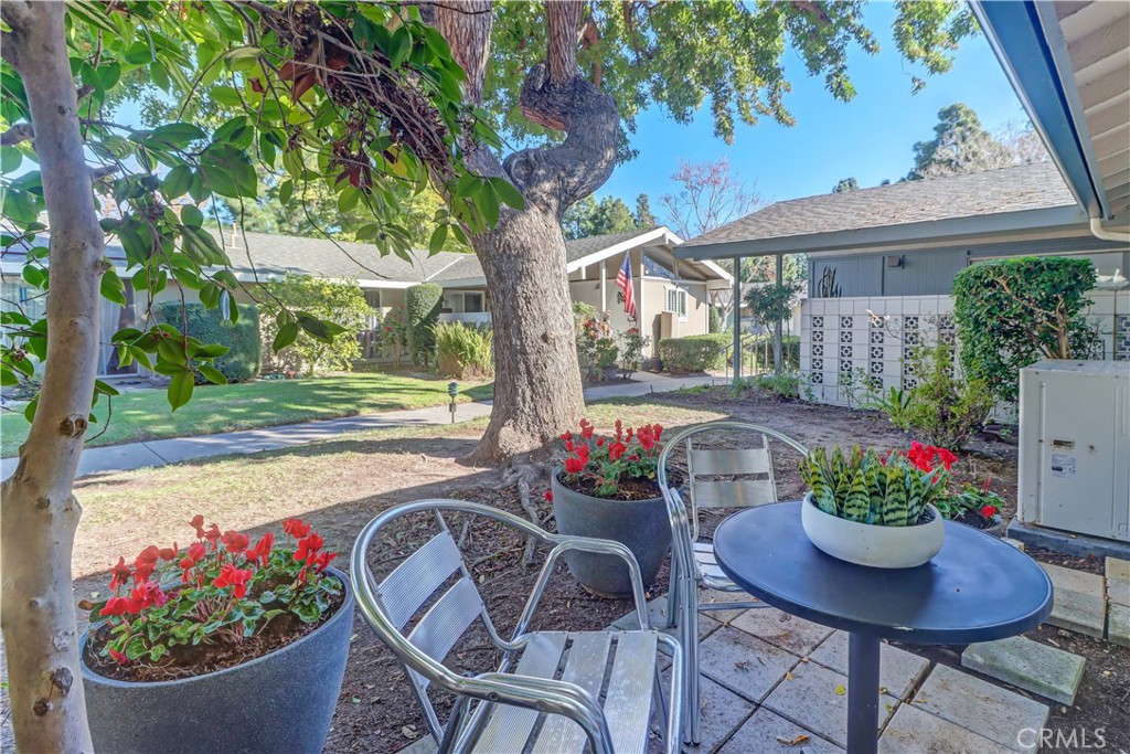 MLS #OC25270991 image #36