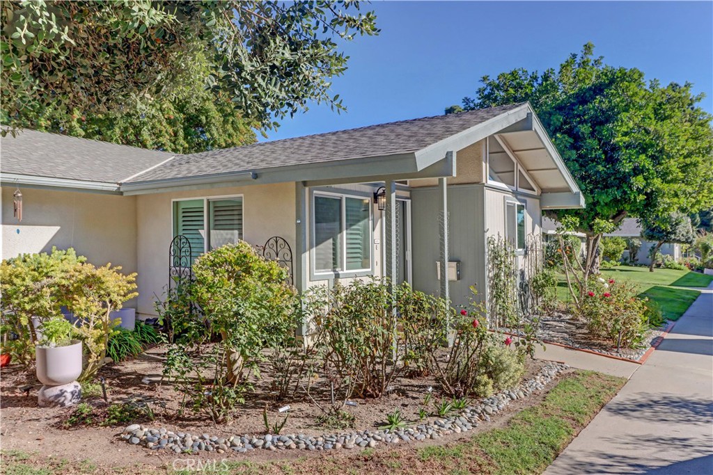 MLS #OC25270991 image #37