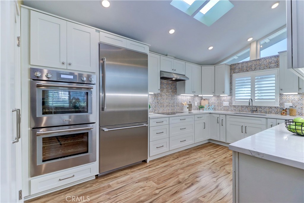 MLS #OC25270991 image #4