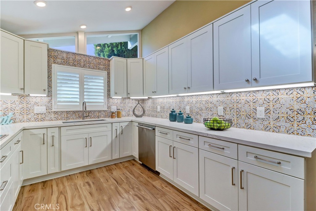 MLS #OC25270991 image #7