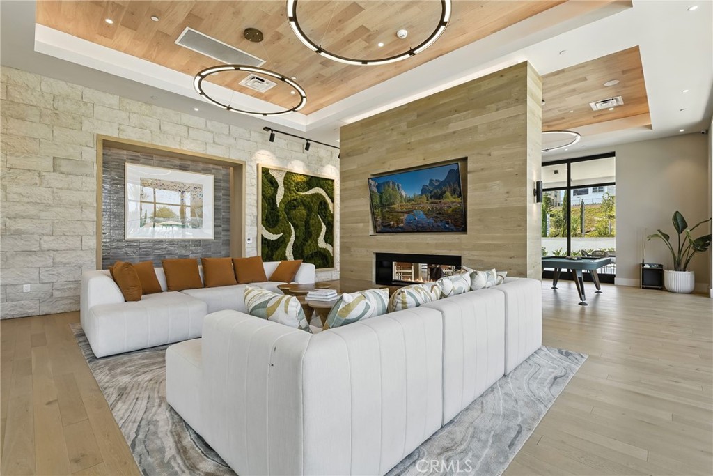 MLS #OC25271002 image #25