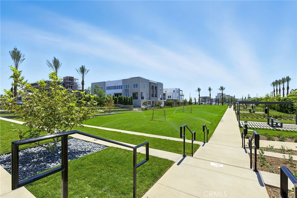 MLS #OC25271002 image #48