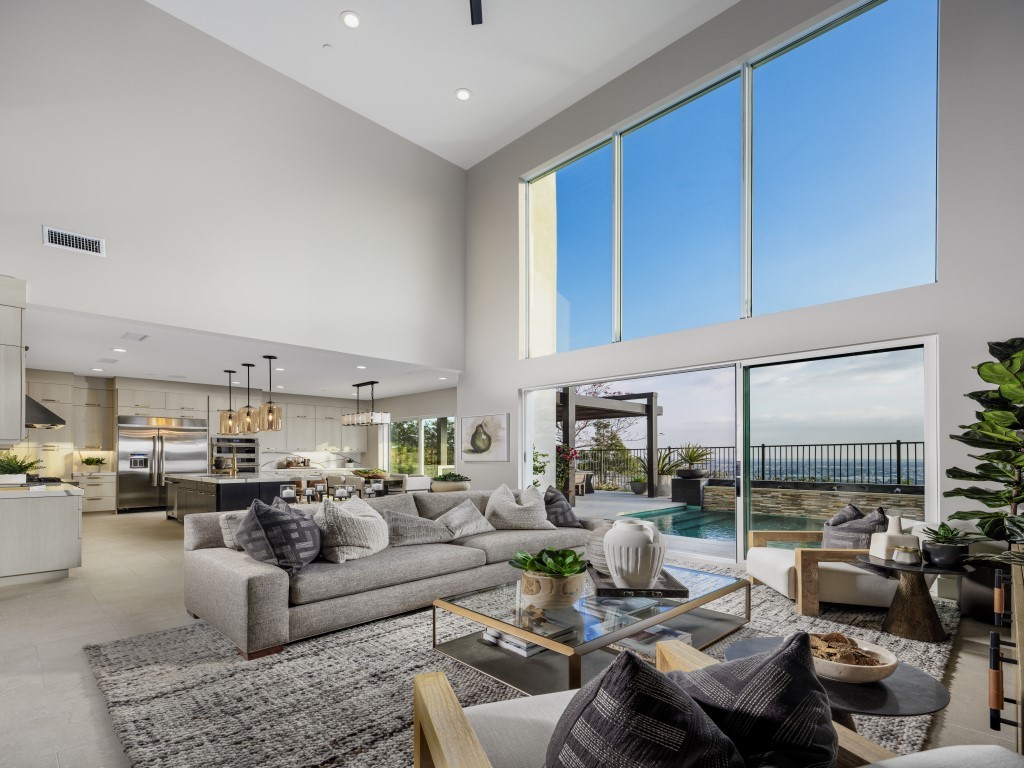 MLS #OC25271002 image #9