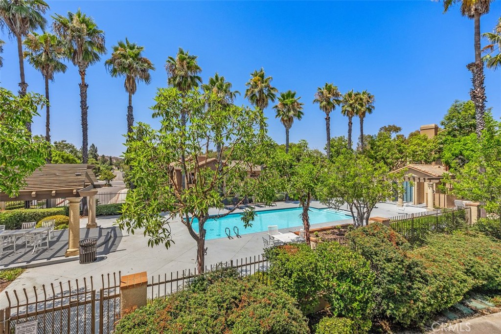 MLS #OC25267820 image #22