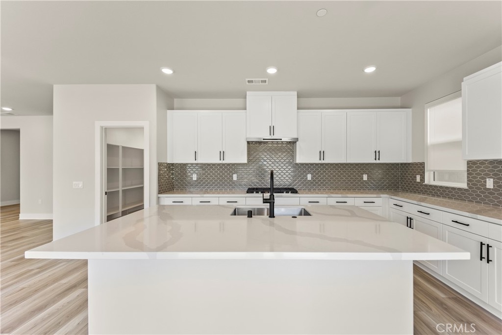 MLS #OC25271013 image #19