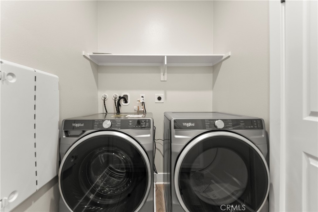 MLS #OC25271013 image #32