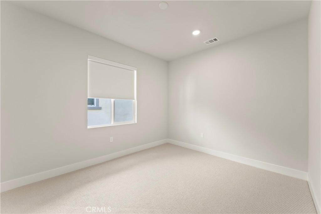 MLS #OC25271013 image #39