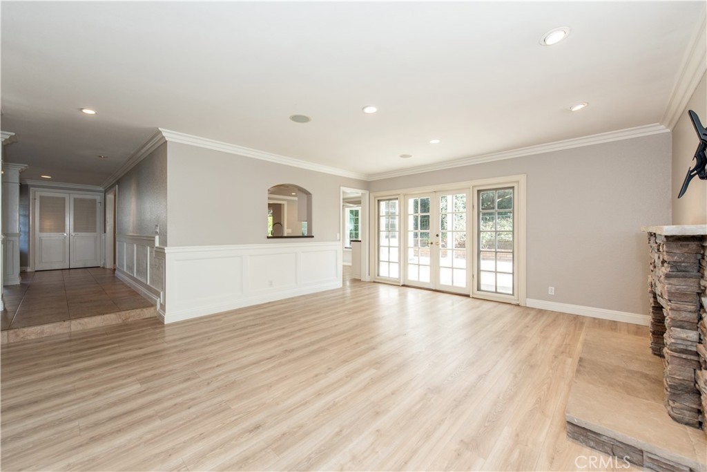 MLS #OC25271021 image #13