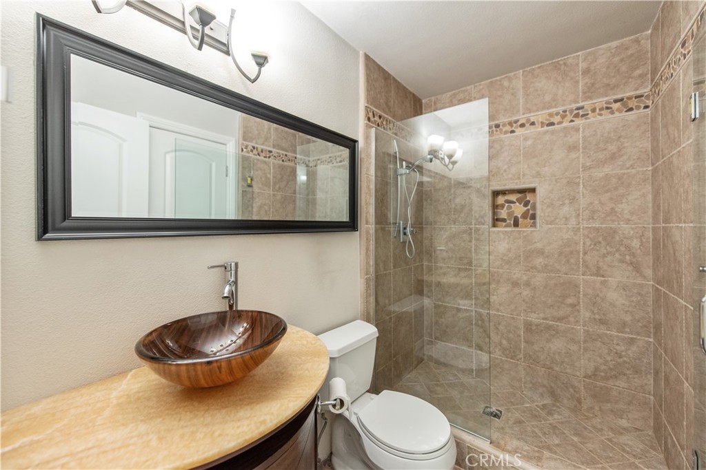 MLS #OC25271021 image #20