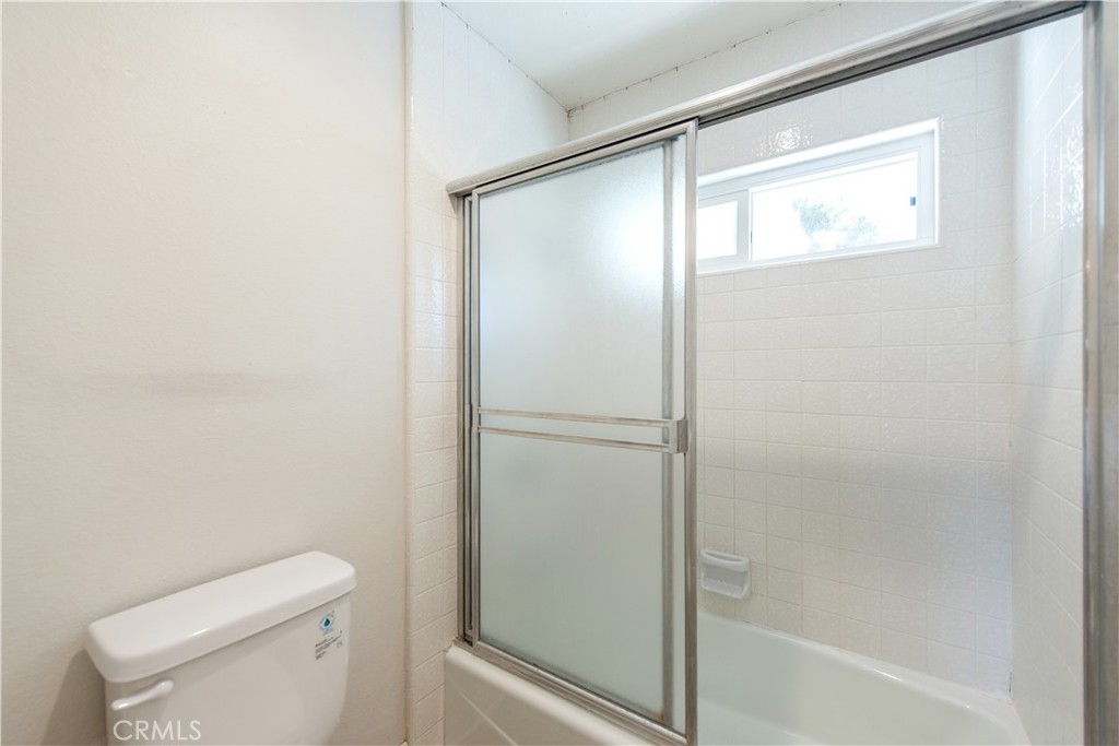 MLS #OC25271021 image #30