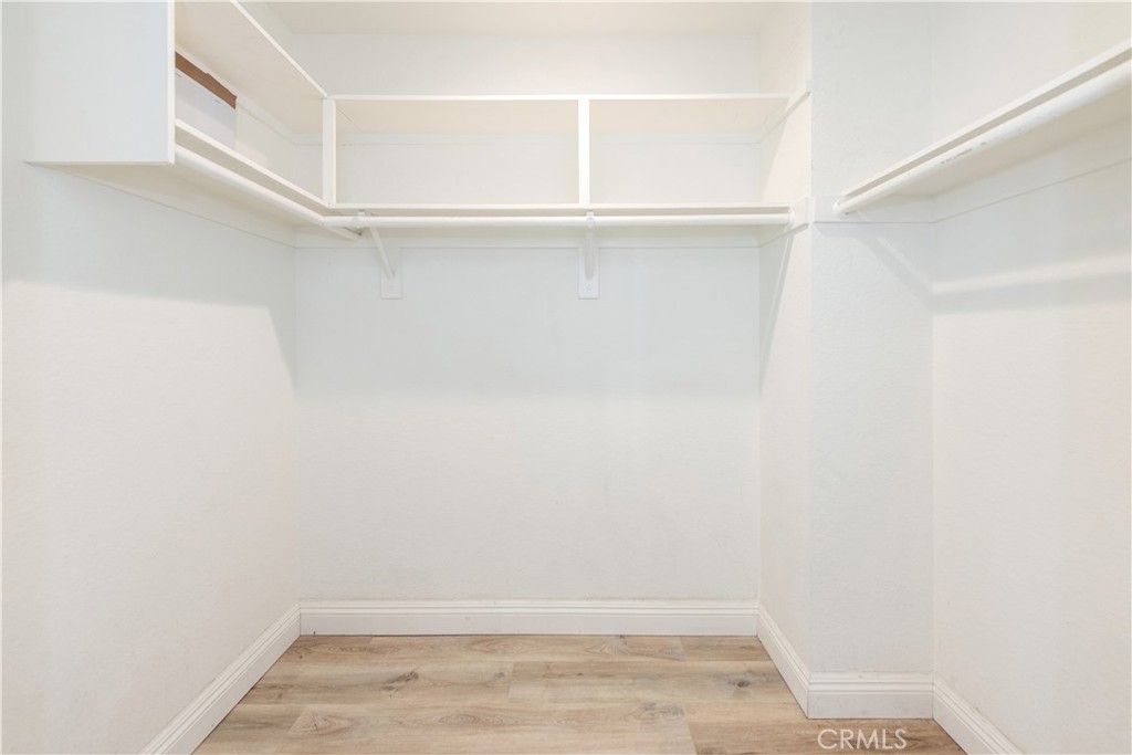 MLS #OC25271021 image #33