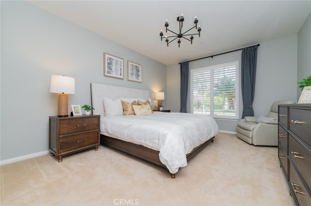 MLS #OC25271026 image #4