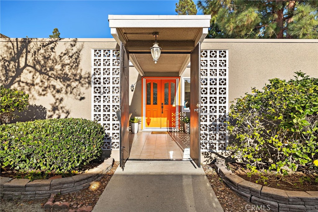 MLS #OC25271051 image #18