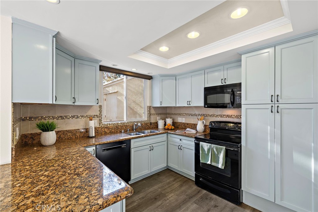 MLS #OC25271051 image #7