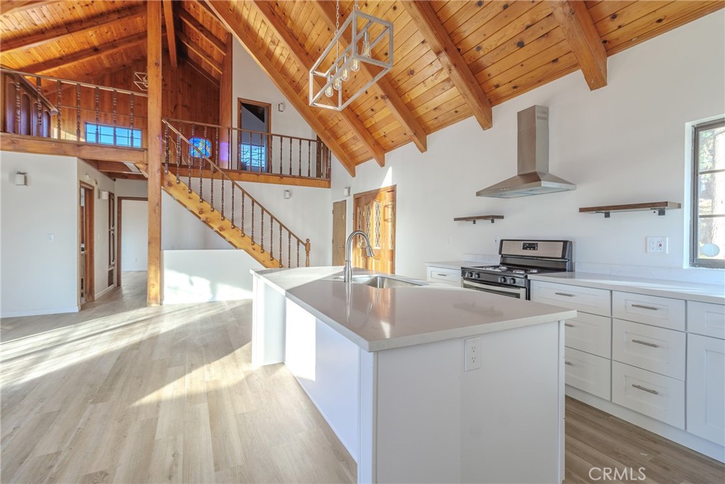 MLS #OC25271078 image #2