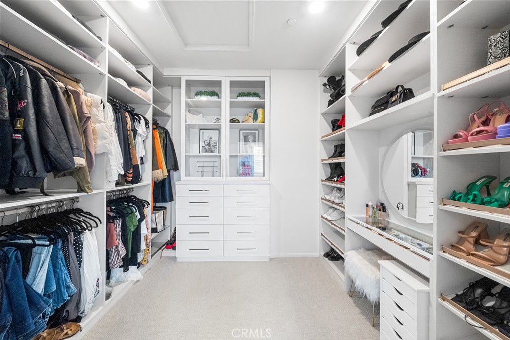 MLS #OC25271087 image #36