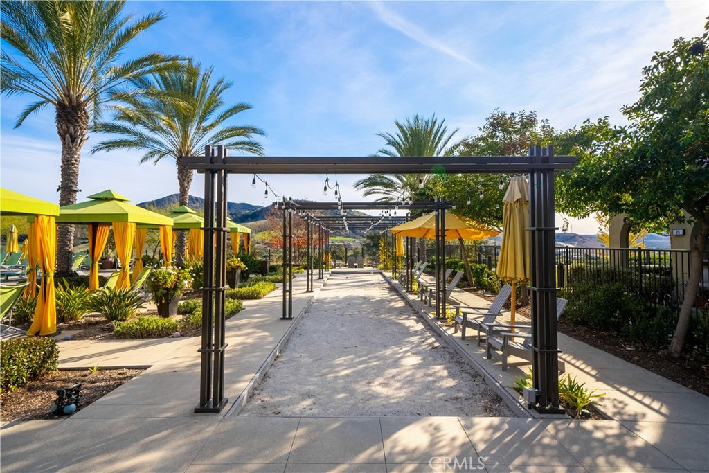 MLS #OC25271087 image #43