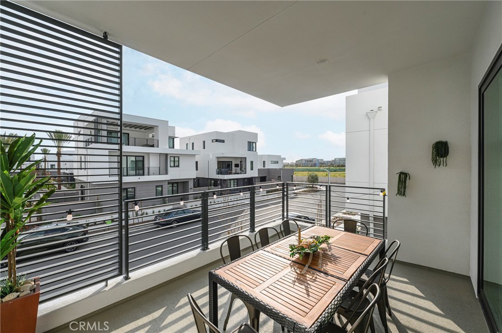 MLS #OC25271092 image #17