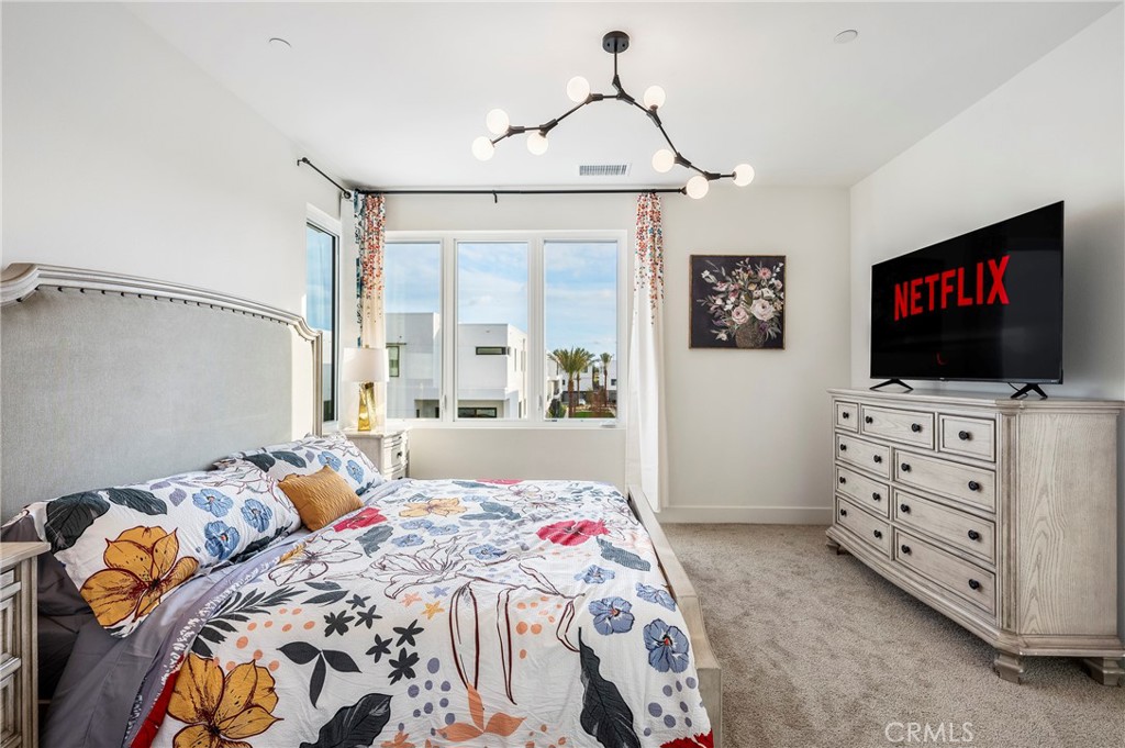 MLS #OC25271092 image #20