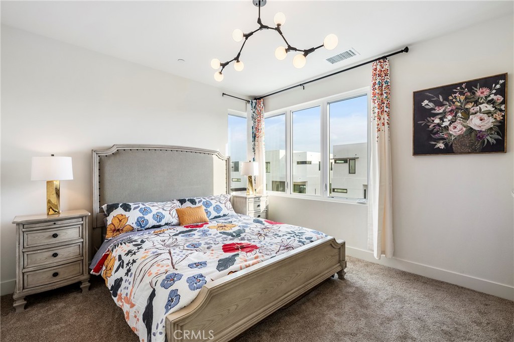 MLS #OC25271092 image #21