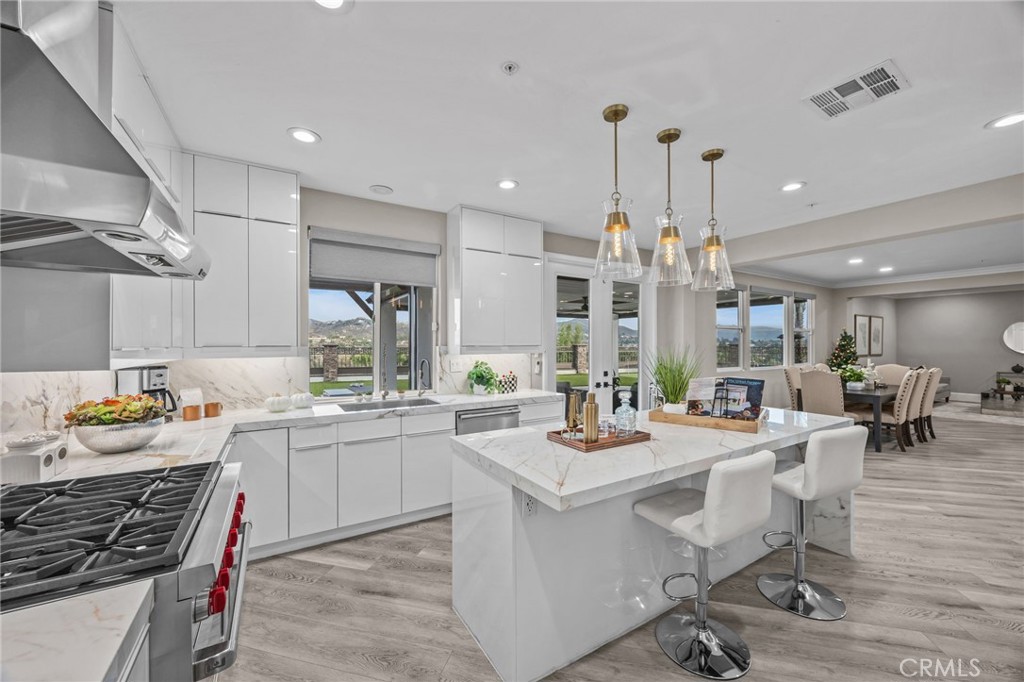 MLS #OC25271112 image #19