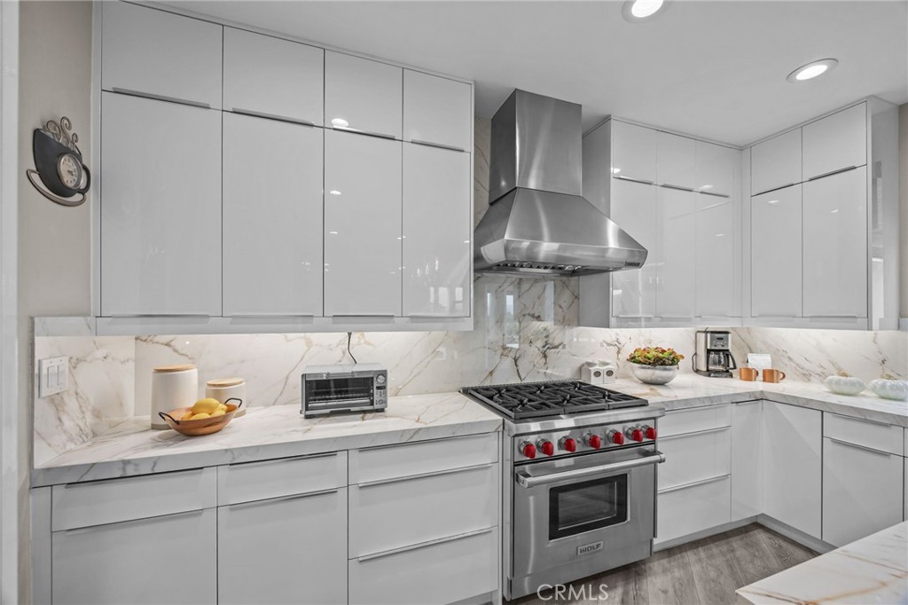 MLS #OC25271112 image #20