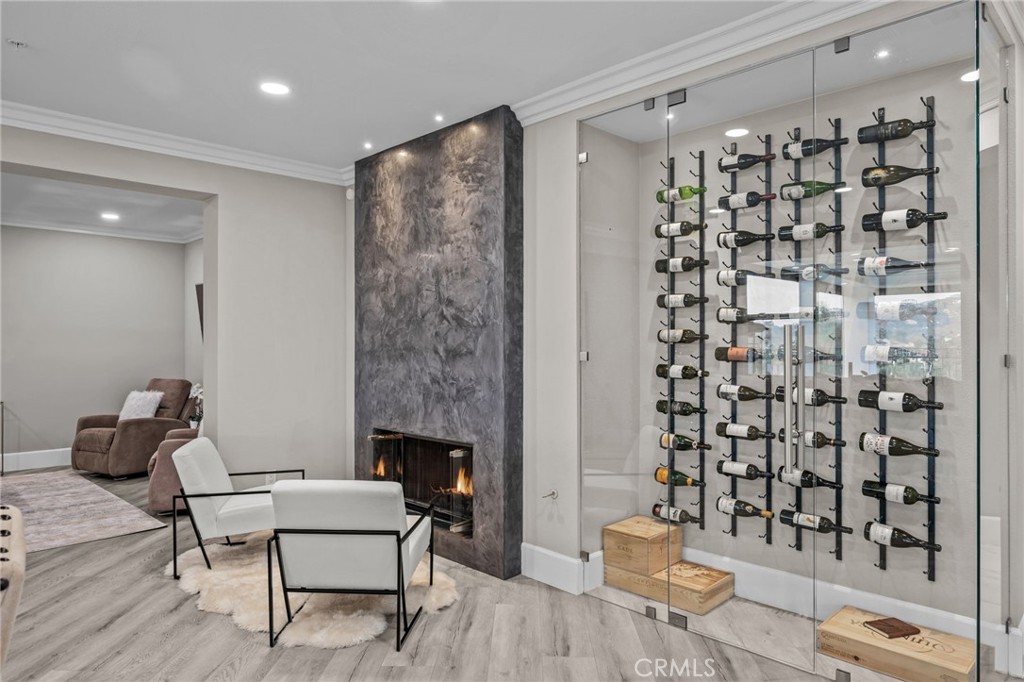 MLS #OC25271112 image #23