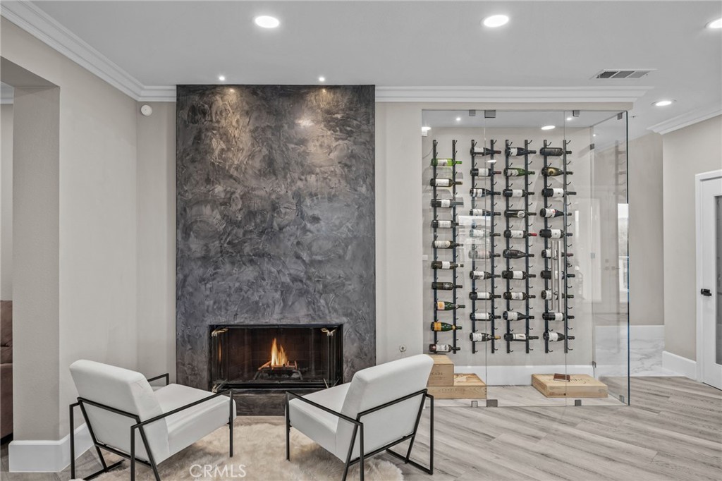 MLS #OC25271112 image #24