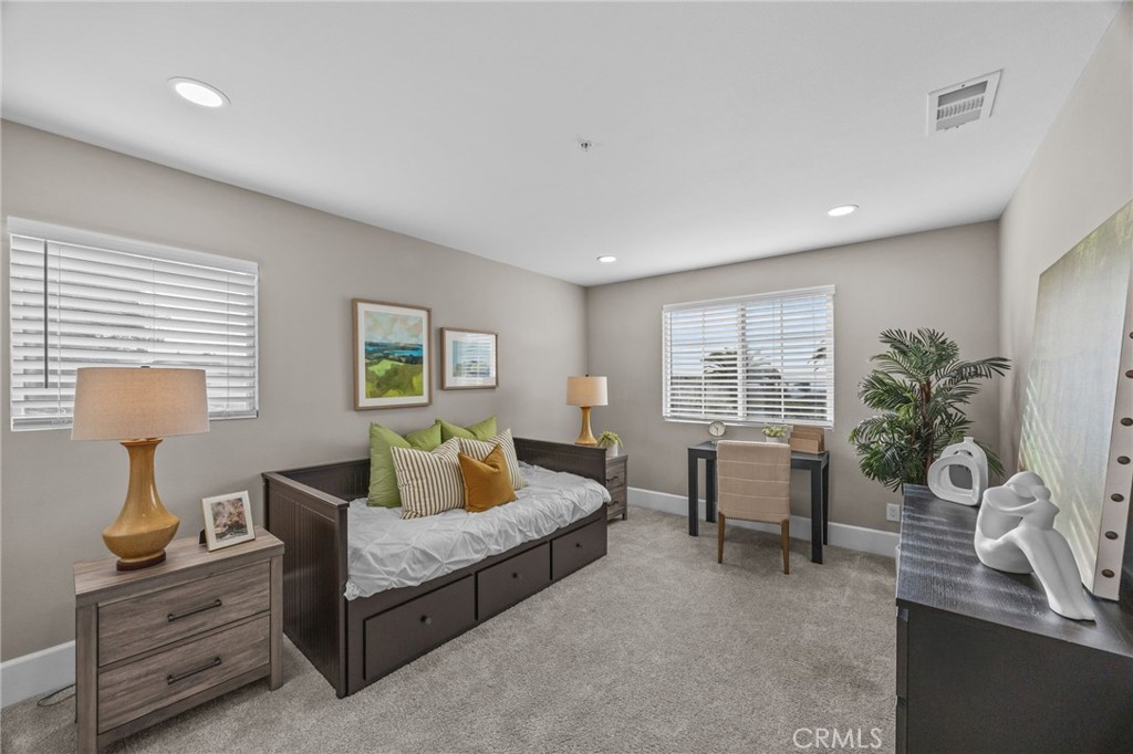 MLS #OC25271112 image #42