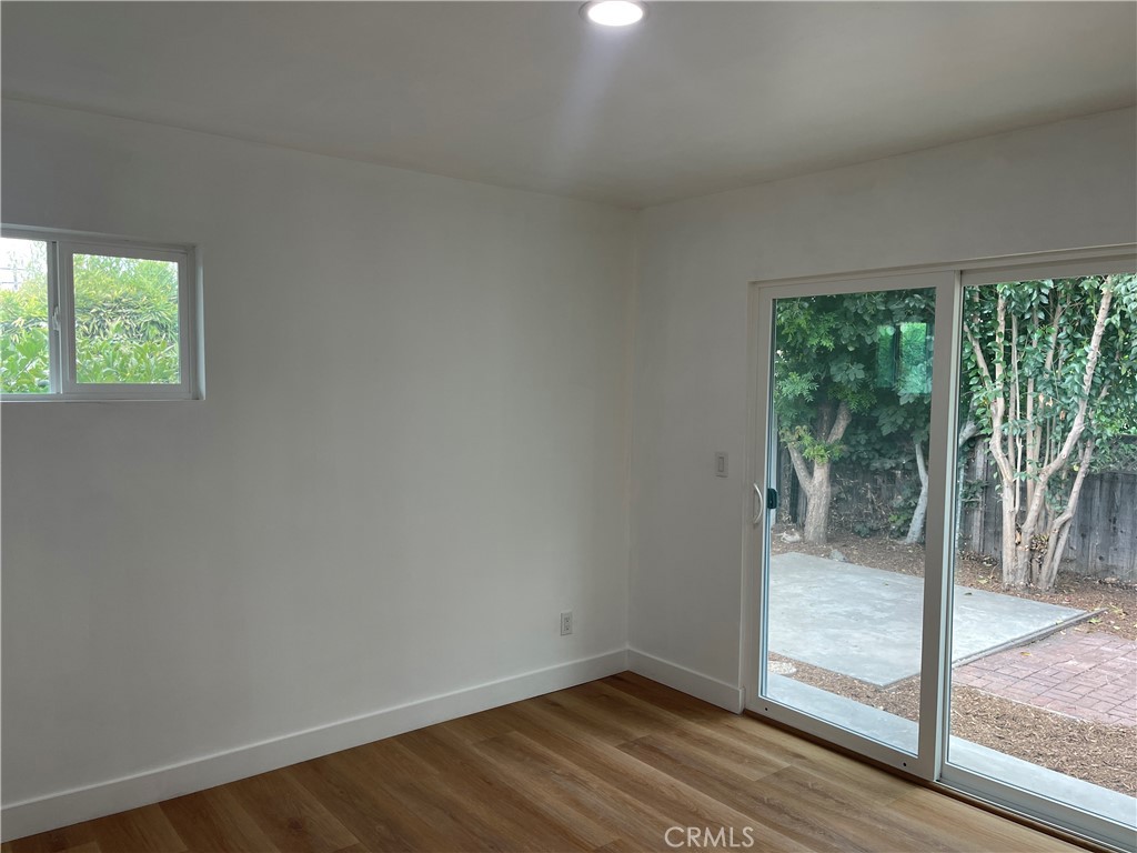 MLS #OC25271126 image #10