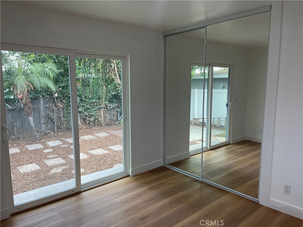 MLS #OC25271126 image #14