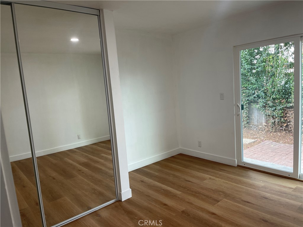 MLS #OC25271126 image #16