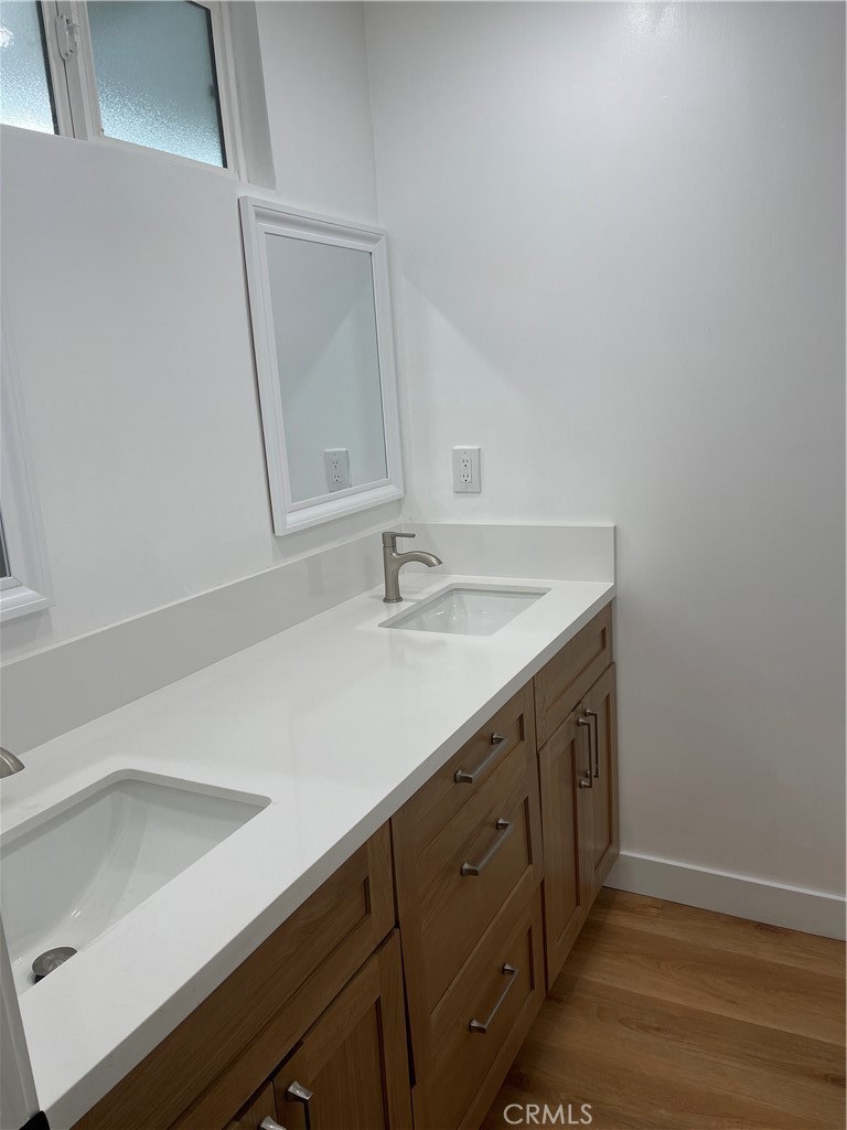 MLS #OC25271126 image #17