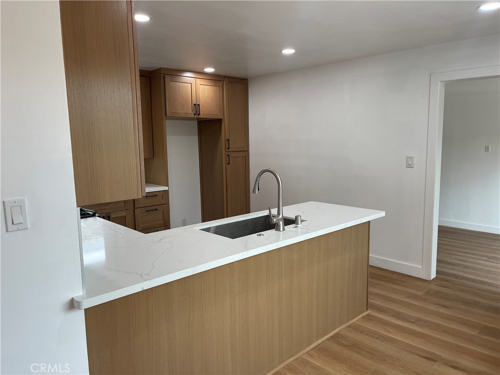 MLS #OC25271126 image #3