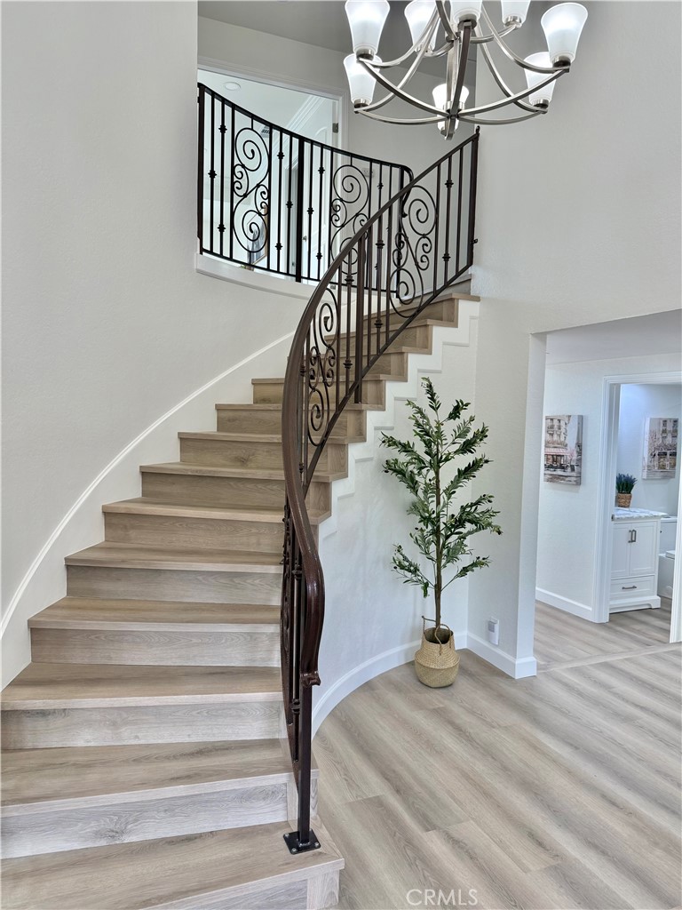 MLS #OC25271152 image #16