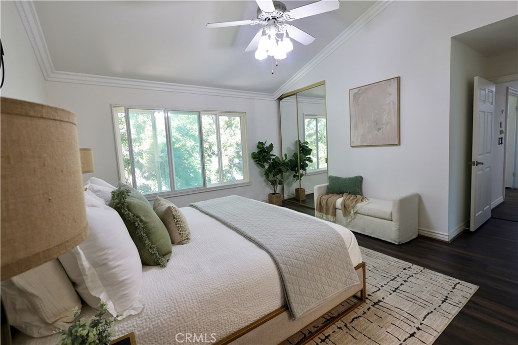 MLS #OC25271167 image #12